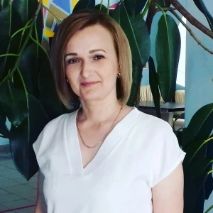 Помощник воспитателя Онищенко Оксана Владимировна